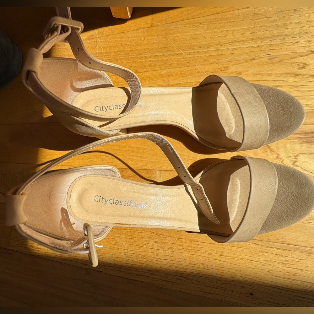 Beige size 11 heels